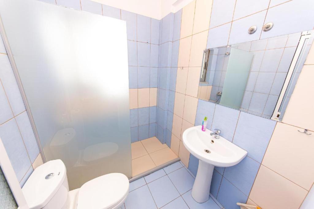Intea Hotel Голем Экстерьер фото